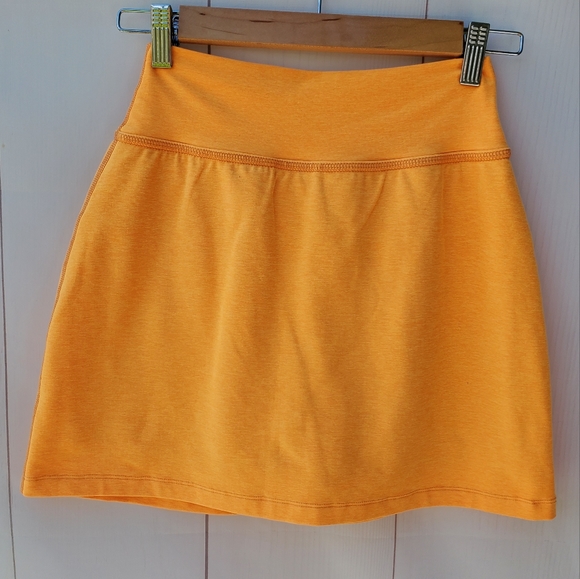 Beyond Yoga spacedye move it skirt - Picture 4 of 10